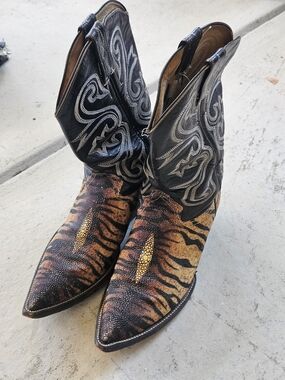 Tiger Print Stingray Leather Western Style Boots
